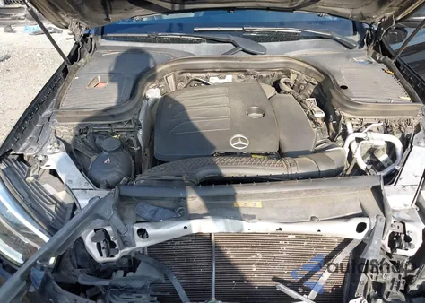 2020 Mercedes-Benz Glc 300 from USA, damaged, VIN WDC0G8DB1LF714124